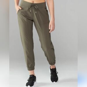 Marmot Avision Jogger Pants Stretch with Pockets Olive Green Women's Size L